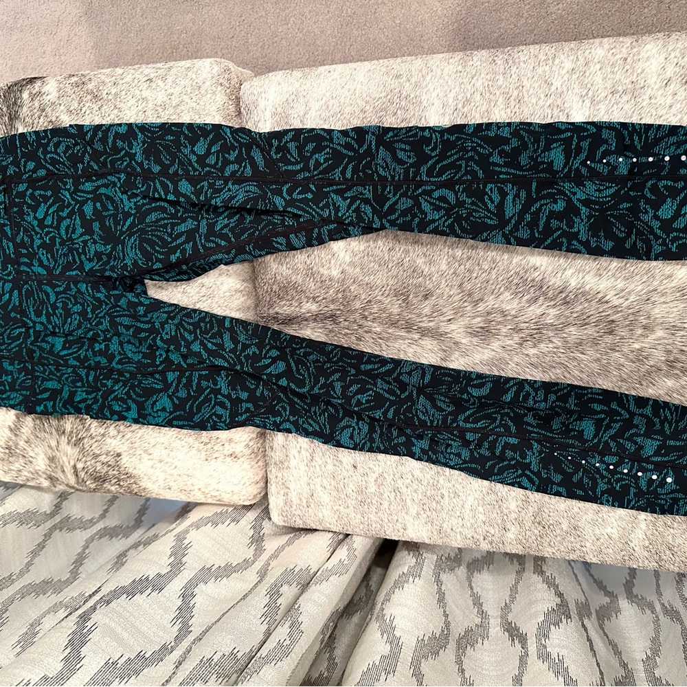 Lulu lemon yoga pants